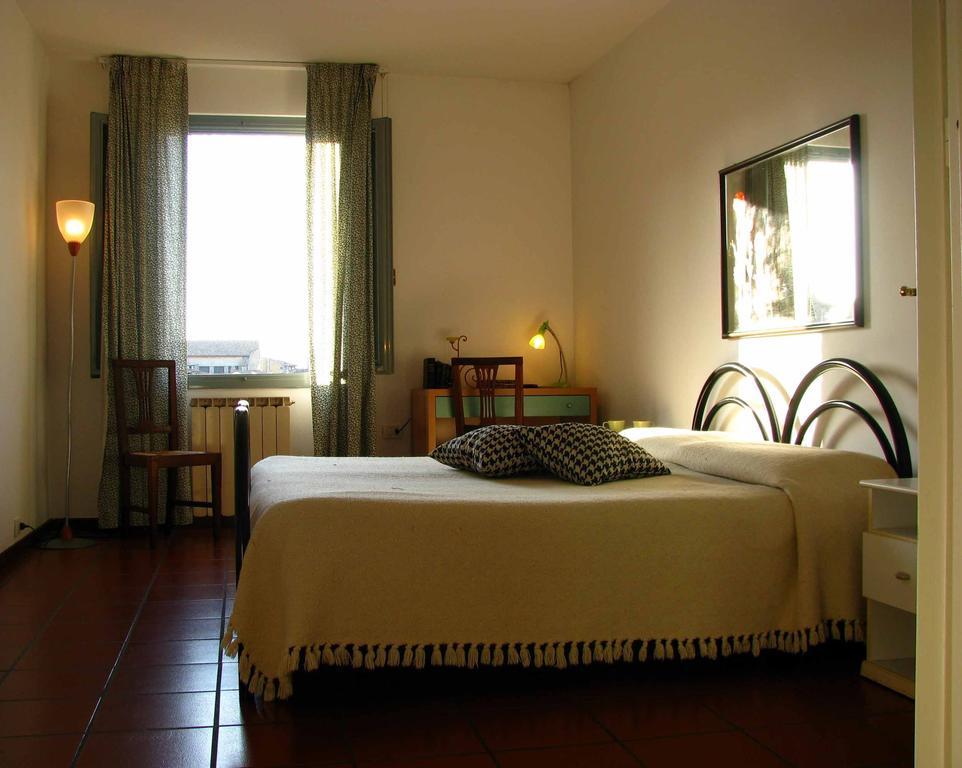 Aparthotel Residenza Turrena à Pérouse Chambre photo